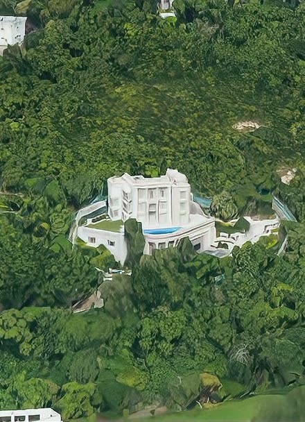 普通富豪玩不起的深水湾一线位置——李嘉诚城堡