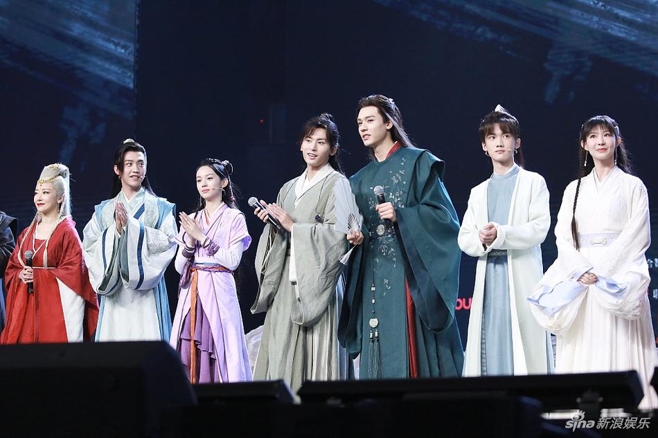 《山河令》演唱会众主创齐聚 龚俊张哲瀚热聊互动不断