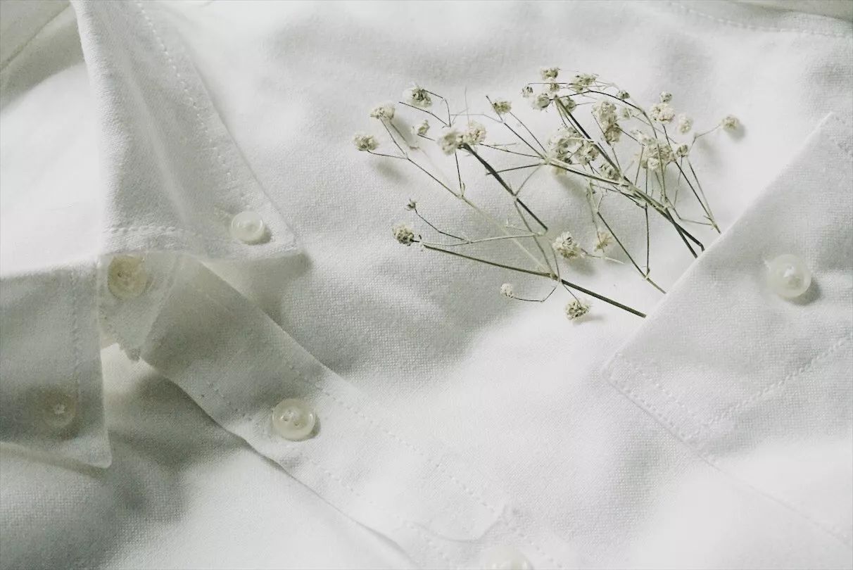 只用100元在家打造高逼格性冷淡风摄影角