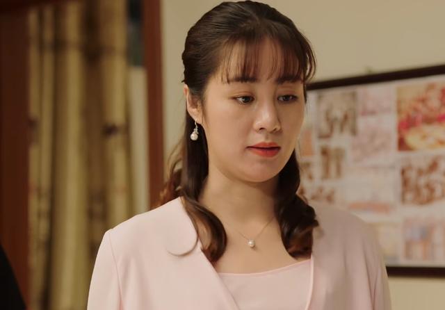 "谢永强"娇妻比王小蒙漂亮,为丈夫洗脚修脚颇为贤惠