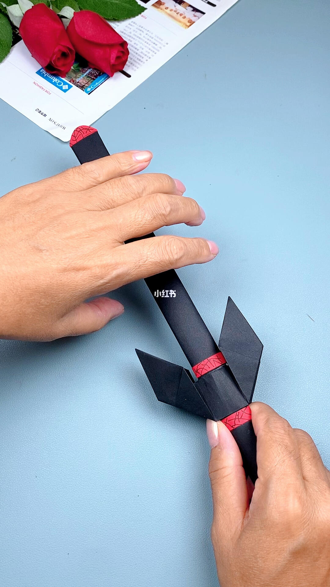 谁小时候还没有个大侠梦呢,用纸做一把剑,又酷又安全,让孩子也体会一