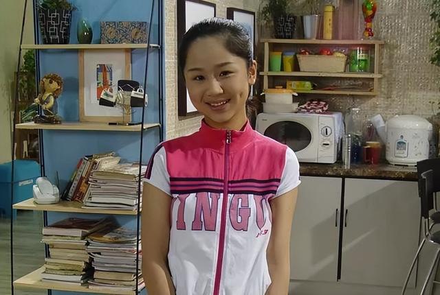 星途坎坷的杨紫:出演《家有儿女》走红,给李斯丹妮庆生引争议