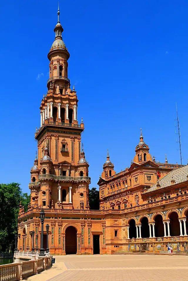 塞维利亚西班牙广场_小桥_建筑_瓷雕