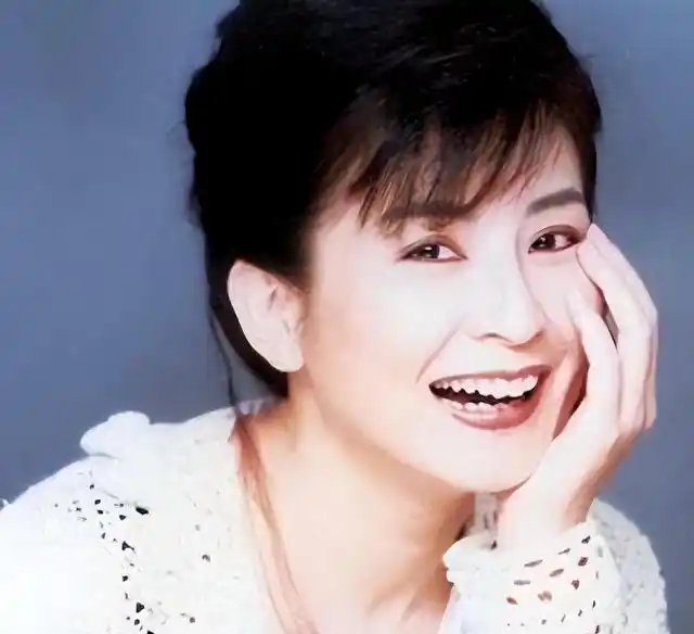 天后陈淑桦只因母亲去世打击太大至今未婚现与青灯古佛相伴