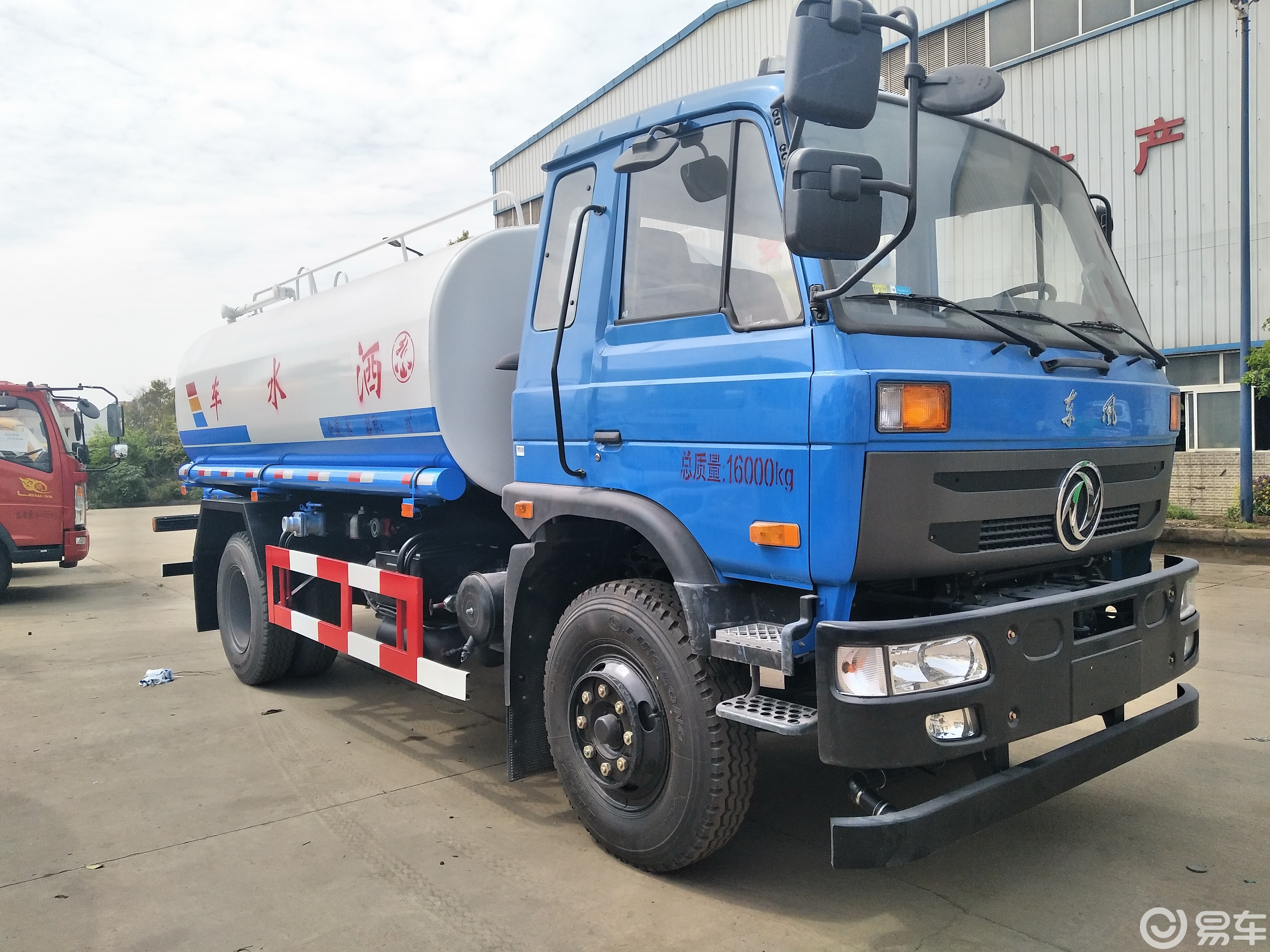 东风多利卡5吨(5方)洒水车现车多少钱