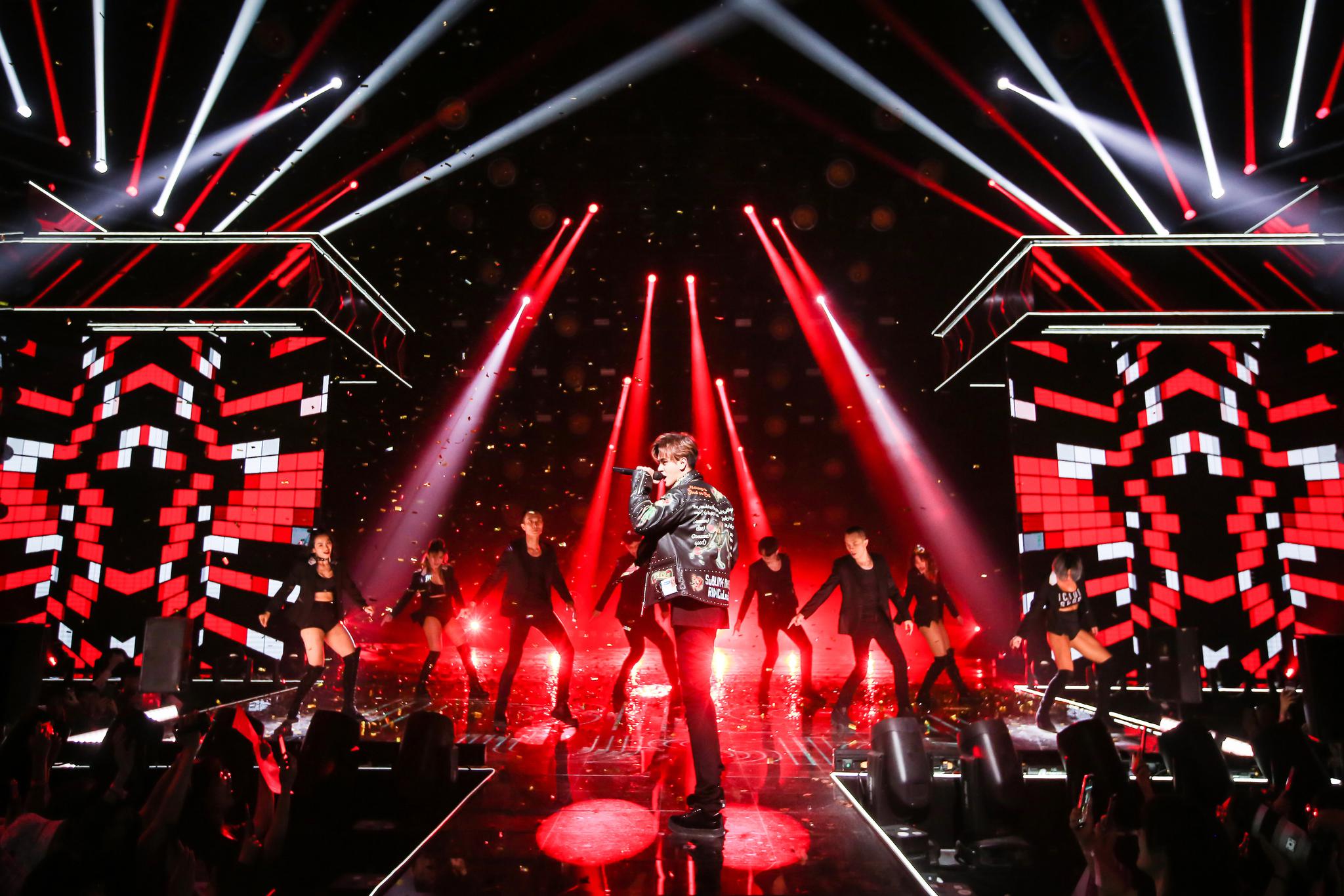 亚洲流行天王@罗志祥 带着全新专辑《no idea》挑战《大音乐 超级现场