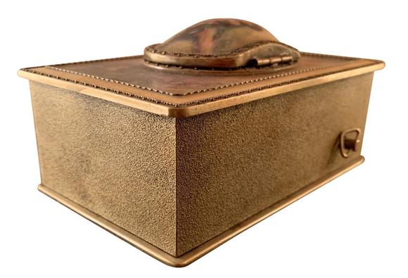 prime auction solutionsincredible music box