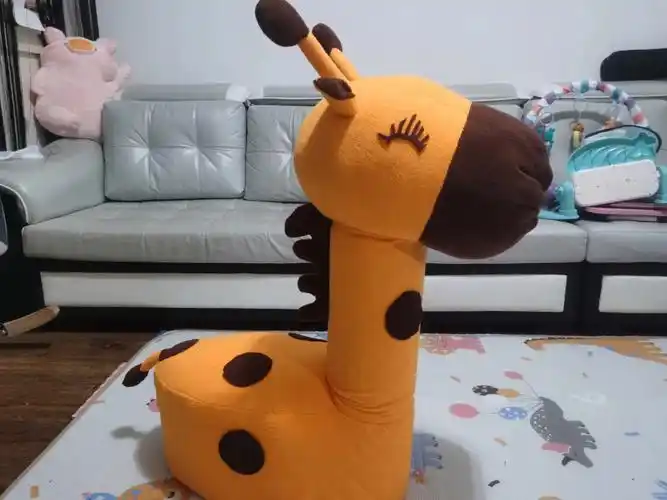 奶粉罐改造长颈鹿凳子