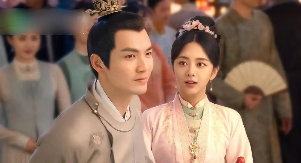 还未播,谭松韵又一新剧杀青,与高颜值男主同框配一脸_钟汉良_演技