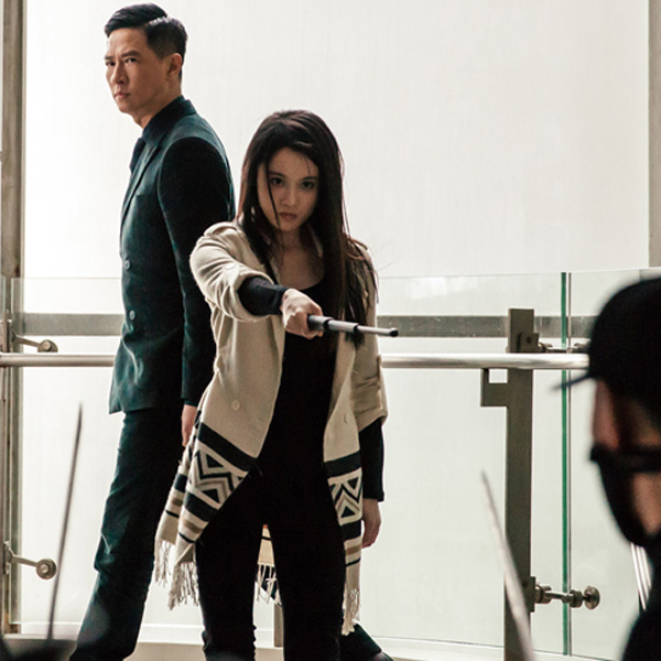 张慧雯:《使徒行者》吧.