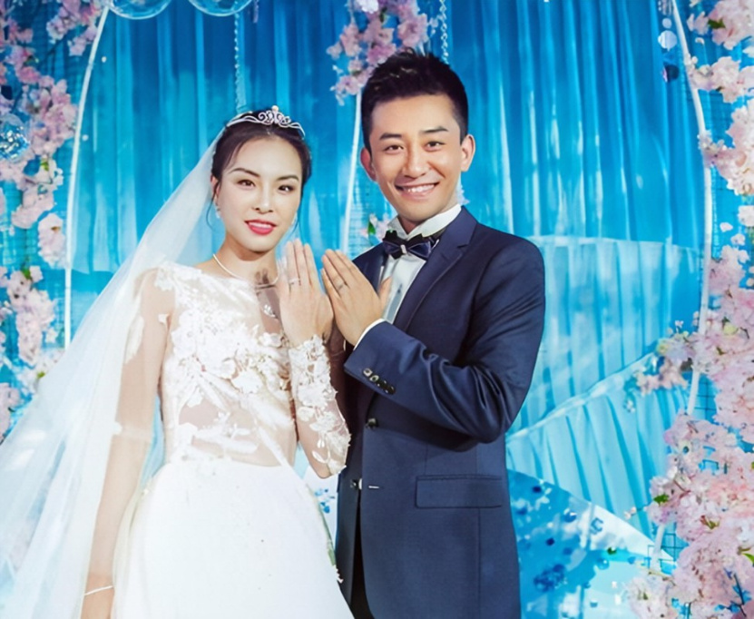 吴敏霞老公张效诚曾因吃小龙虾导致病危如今夫妻恩爱很幸福