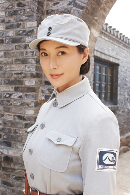 郭金烽火双雄演技爆棚成功演绎女指导员