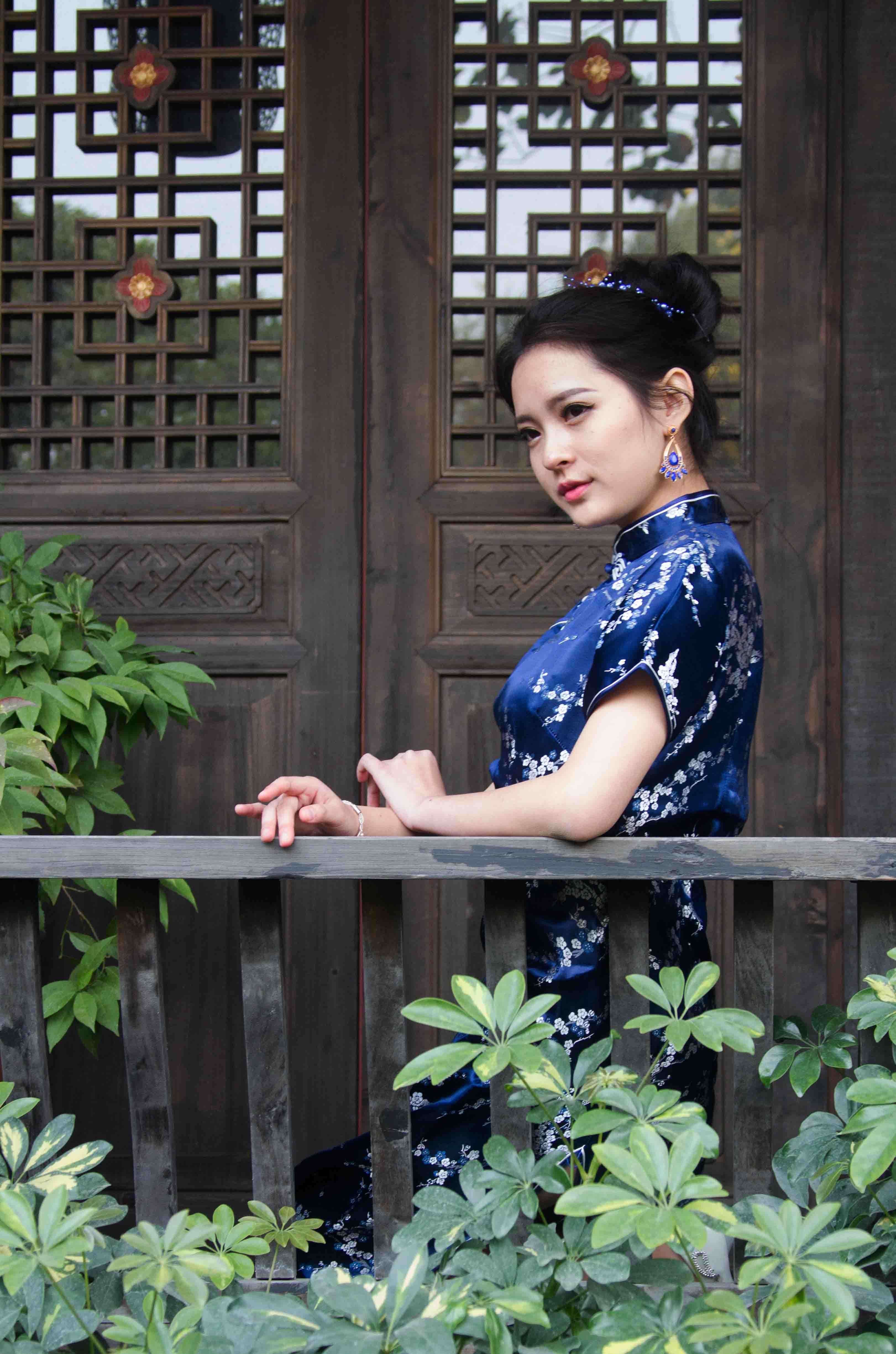 都江堰网友参加【深宅旗袍女的韵味】活动花絮