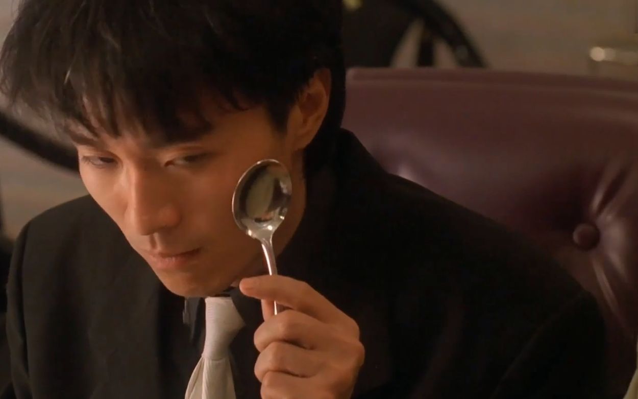 《整蛊专家》:星爷真是皮啊,美女被整哭啦