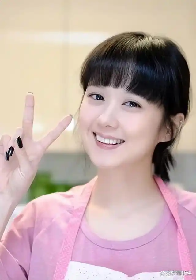 事实证明,曾扬言"没钱就去中国"的张娜拉,已走上了"不归路"