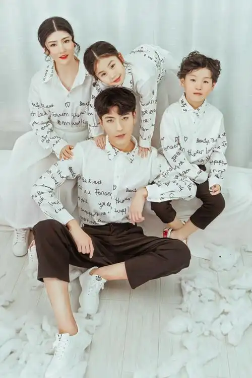 新款儿童摄影服装影楼亲子装一家四口全家福母女拍照孕妇写真衣服 2号