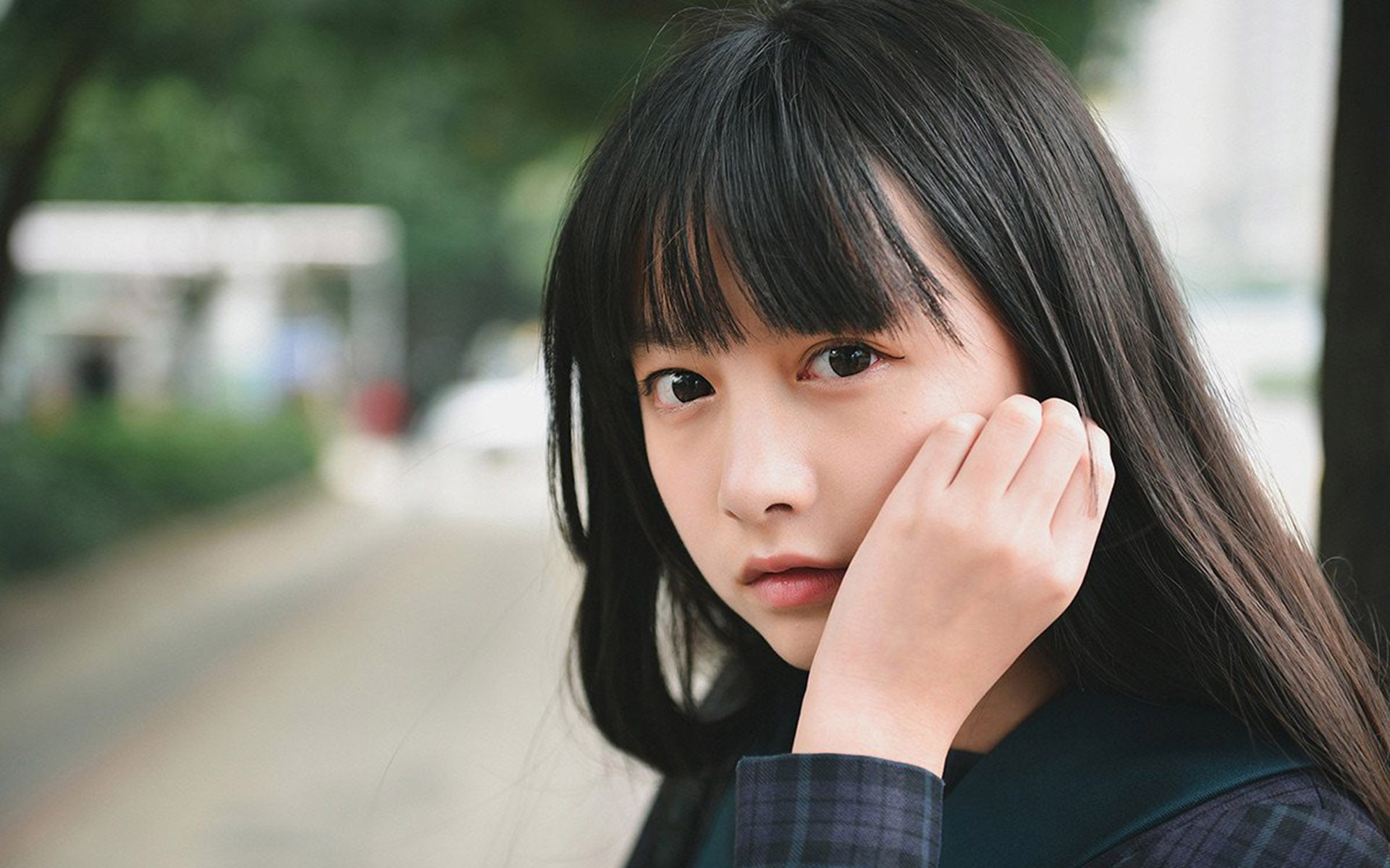 可爱萌妹子水手服清爽写真桌面壁纸