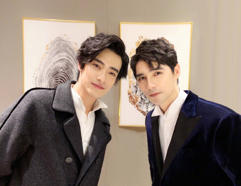 阿云嘎郑云龙演唱沙雕歌曲,毁歌又毁人,两位神仙为音乐剧拼了