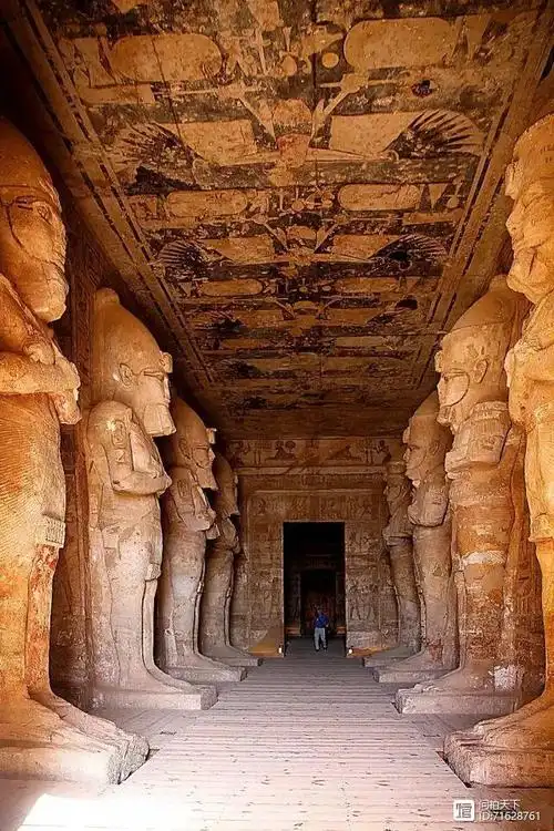 闻名于世的"太阳节奇观"使之成为世界建筑颠峰之作,被联合国教科文