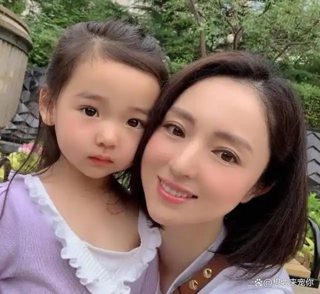 离婚5年后,再看高云翔和女儿的关系,才明白董璇有多"