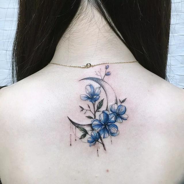 适合女生的纹身,适合女生的一组莲花线条纹身图案(适合女生的纹身作品