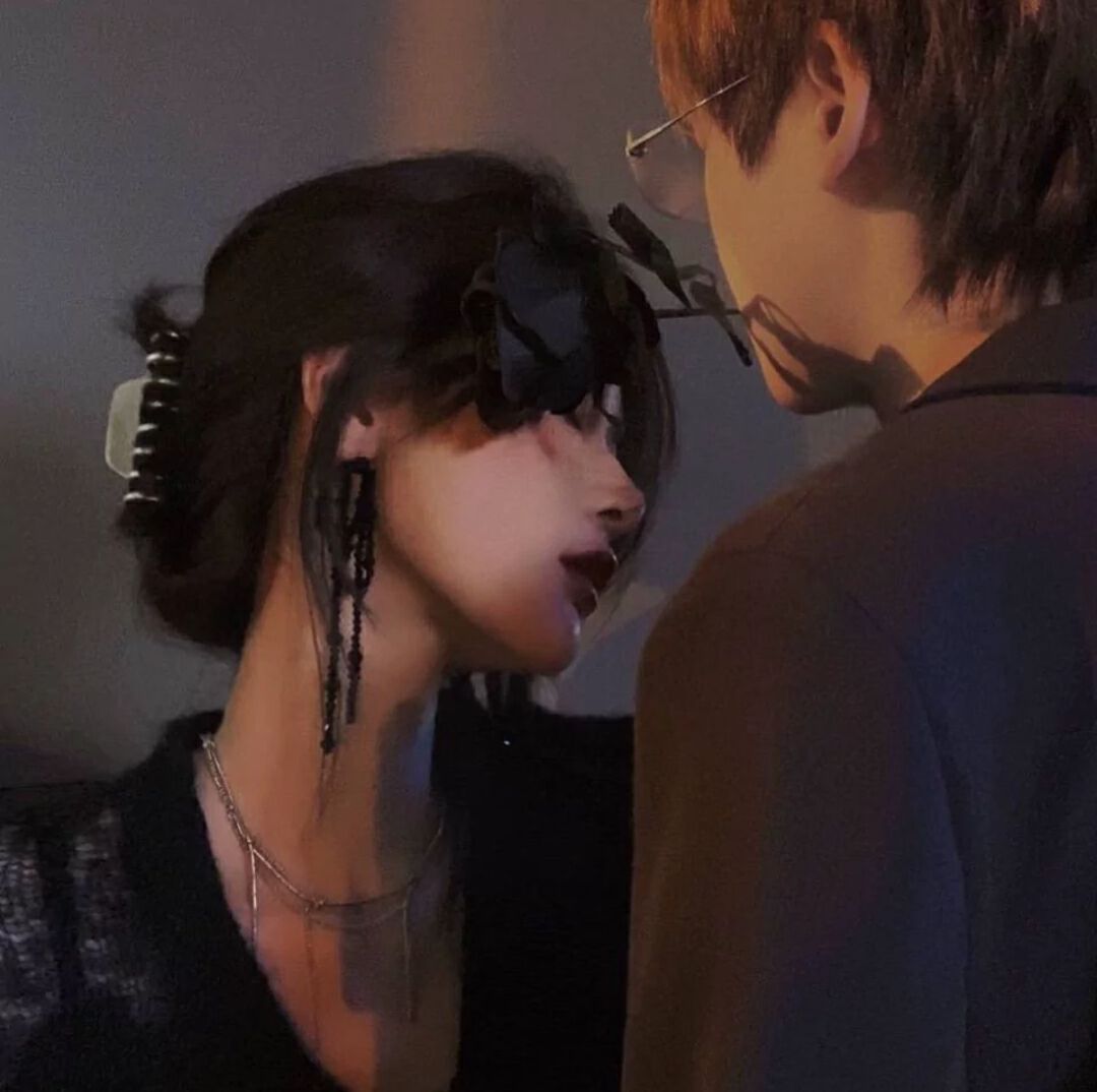 高冷的情侣头像超清高清大图