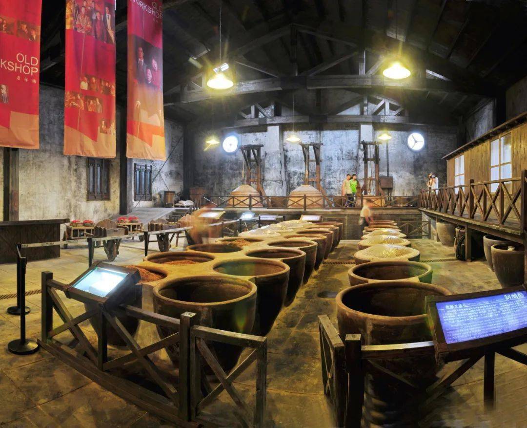 中国醋文化博物馆是由恒顺集团投资建设的国家aaaa级景区,馆内包含"醋