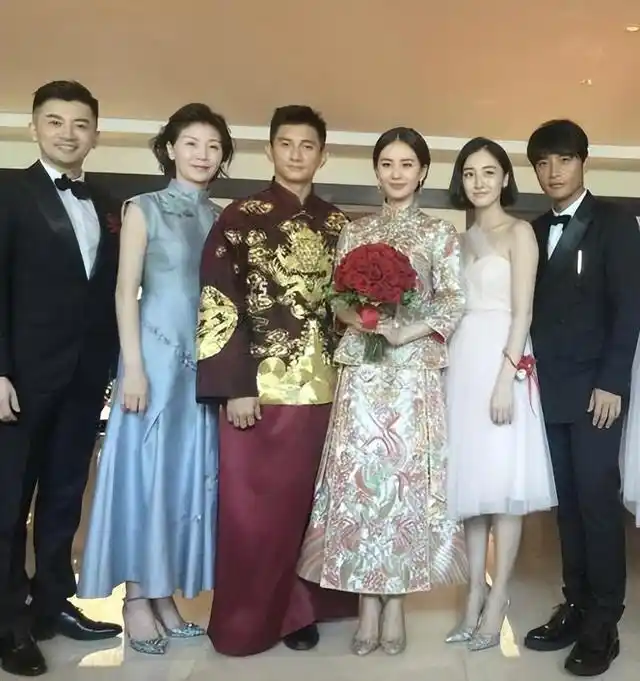 回顾吴奇隆:尽管岳母比自己小2岁,给她尽孝也能坦然