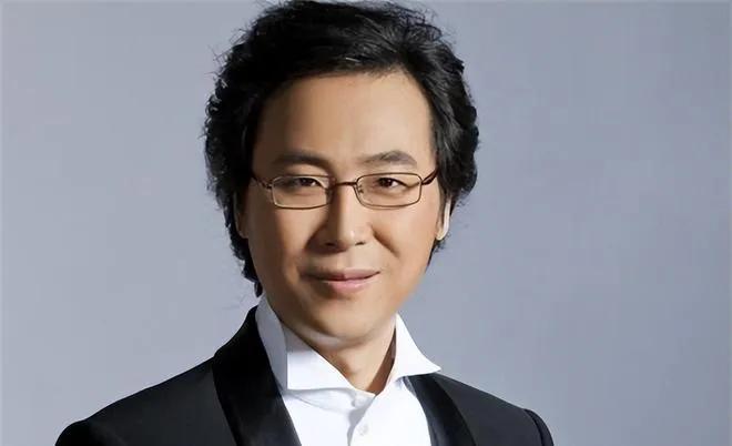 廖昌永,男,汉族,1968年10月25日出生于四川省成都市郫都区,中国著名男