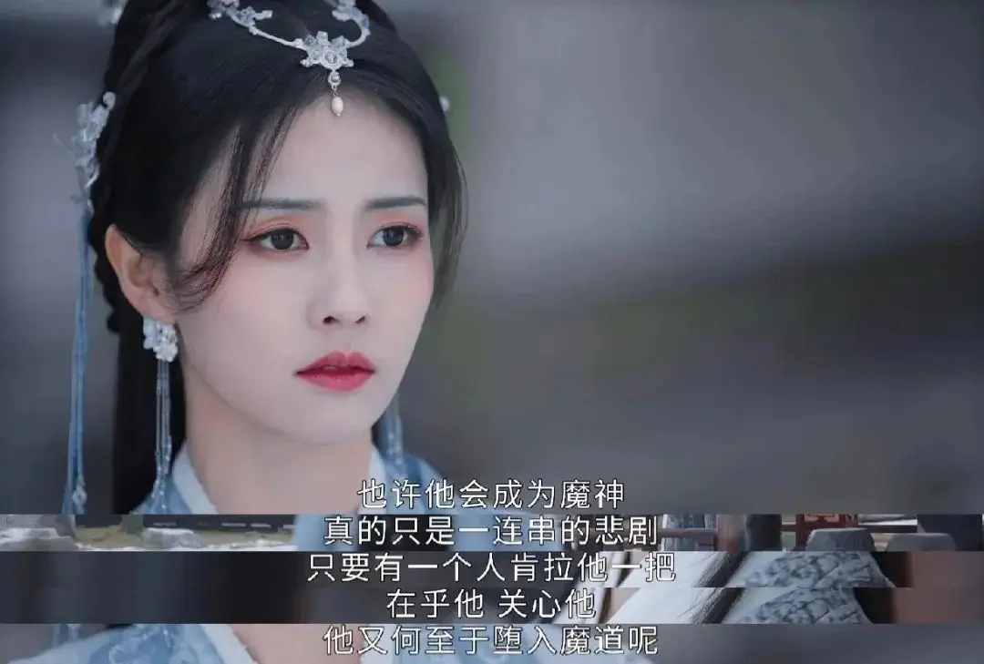 也没到出神入化的程度,仅是做到了准确就能成功掀桌,全靠杨洋同行衬托