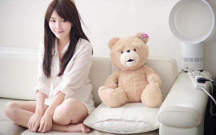 无敌可爱少女悠闲居家素颜生活写真