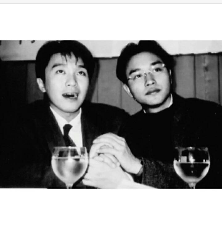 求张国荣和周星驰这张合照原图