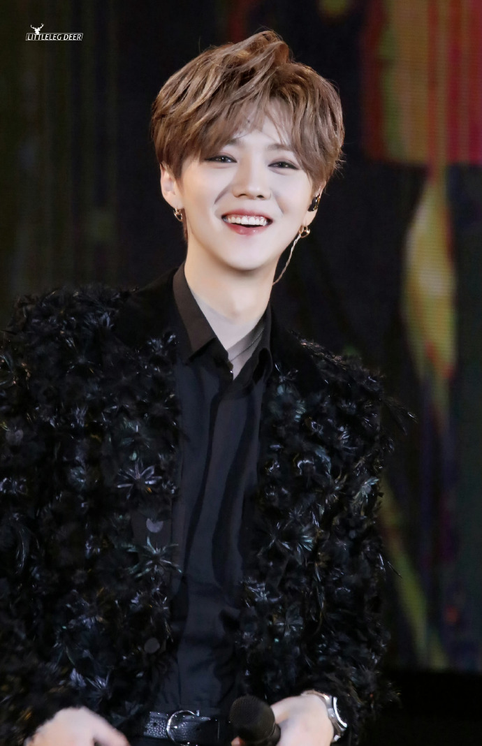 鹿晗0420手机相册分享计划