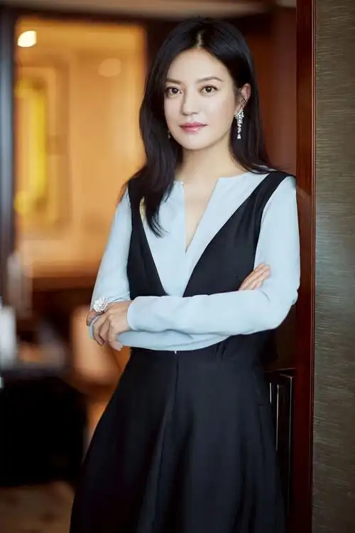 2k手机赵薇37超高清壁纸