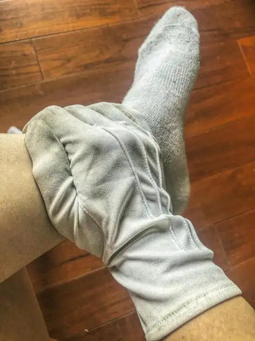 赞奶糖东东(喜欢脚味浓的男生)2021-10-17 07:11:08喜欢男生大臭脚算