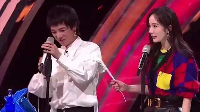 有一种"谋算"叫张碧晨和华晨宇!孩子4岁了,才明白这盘大棋!