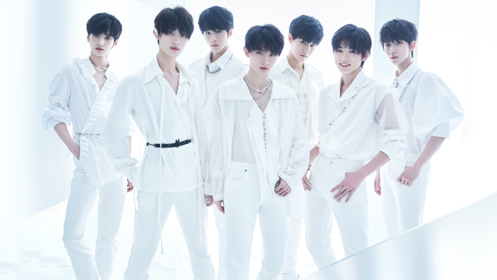 一个塌房预警,一个全员转型当演员,tnt和rise谁才是第一团?