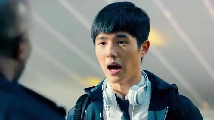 唐人街探案2:刘昊然说话结巴,把外国人都急得说中文