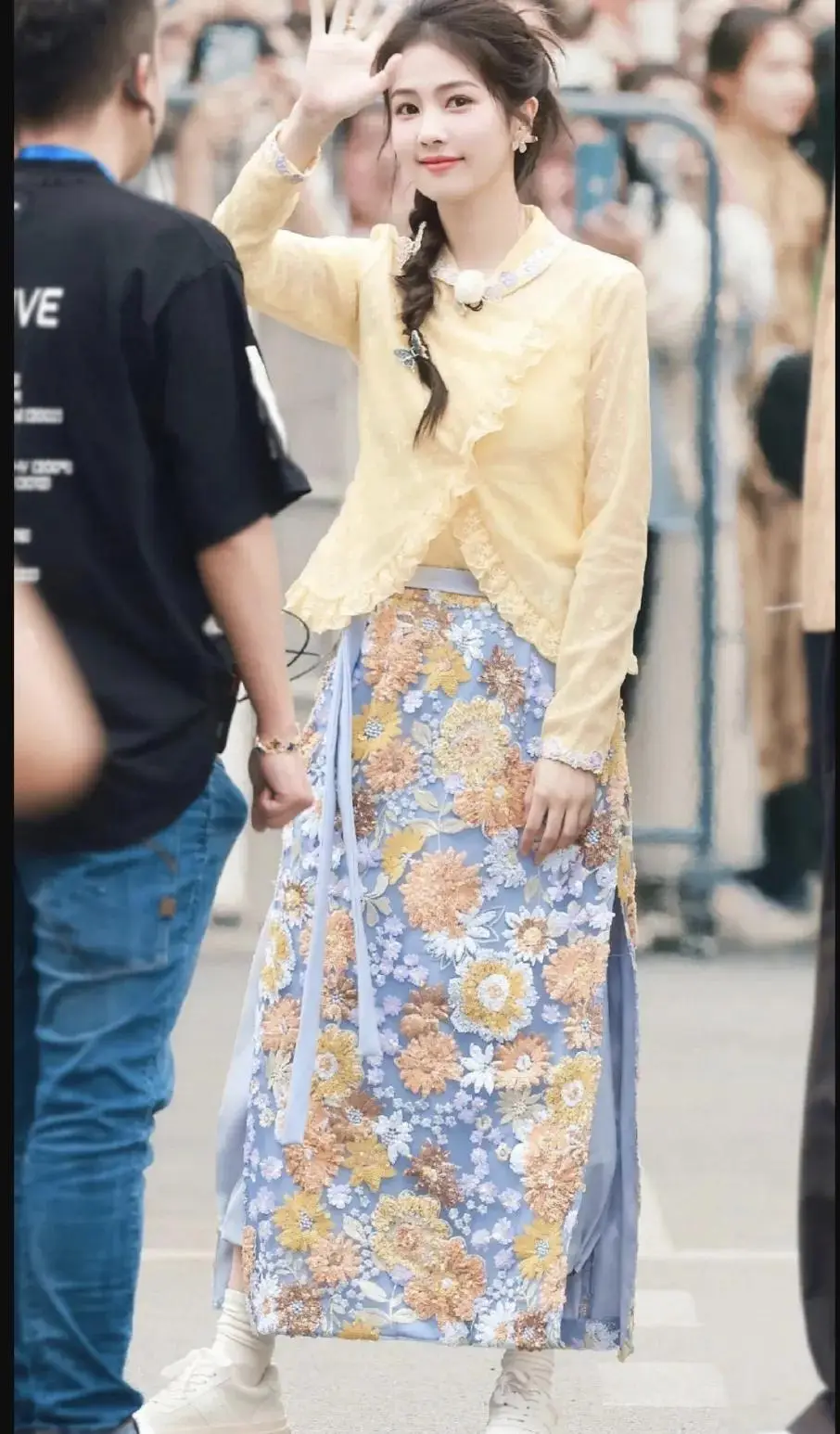 原创跑男录制周深宋雨琦搭档45岁刘涛扎小辫子和沙溢