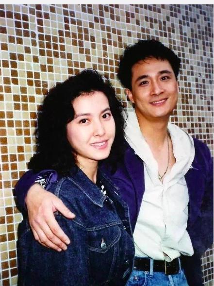 张庭老公林瑞阳年轻时也是一英俊小伙,而倪大红也曾神似过吴彦祖