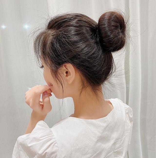 小孩丸子头的简单扎法,小孩丸子头的简单扎法视频(小女孩童头发怎么扎