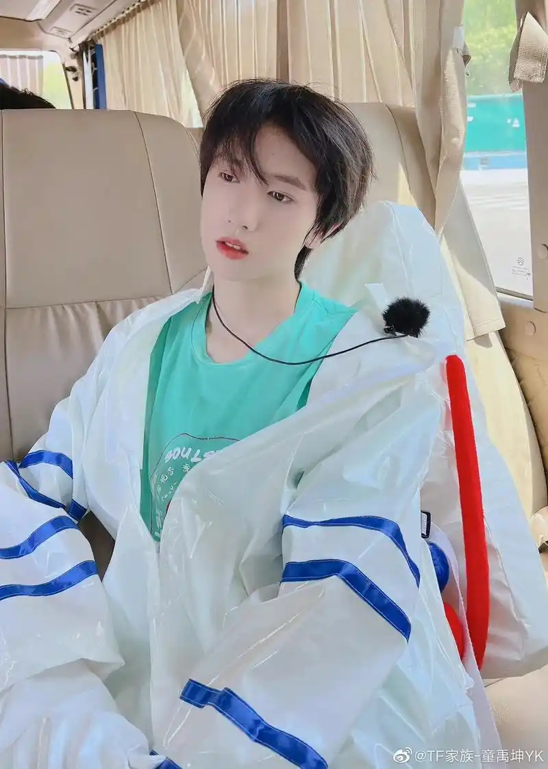 这次最佳照片,童禹坤真的好帅.#恭喜你发现了宝藏 #tf家族 - 抖音