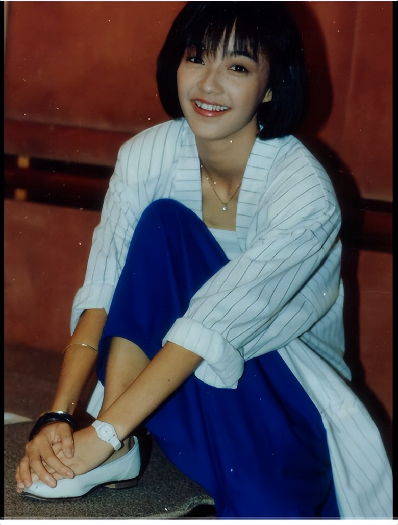 陈慧娴第一首快歌"跳舞街",经典中的经典