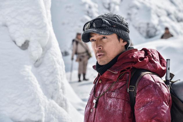 零下20度雪地赤脚步行《攀登者》在台发行上映