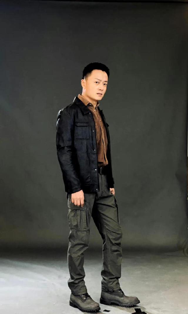 吴健回应出演《狂飙》,称进组半月拍摄十几场戏,最终只保留部分