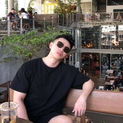 2021头像成熟一点的男生图片