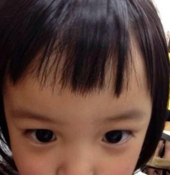 赵薇女儿小四月最新照片曝光图