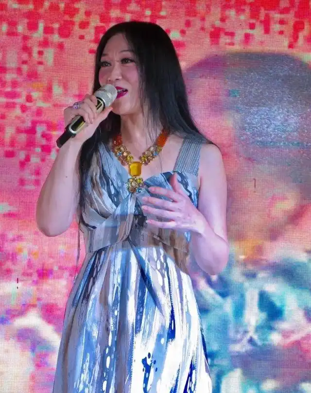 李丽芬:她一开口,一个时代终将逝去