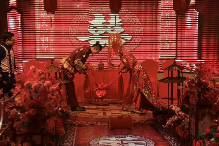 新郎马浩伟新娘赵雯洁喜结良缘