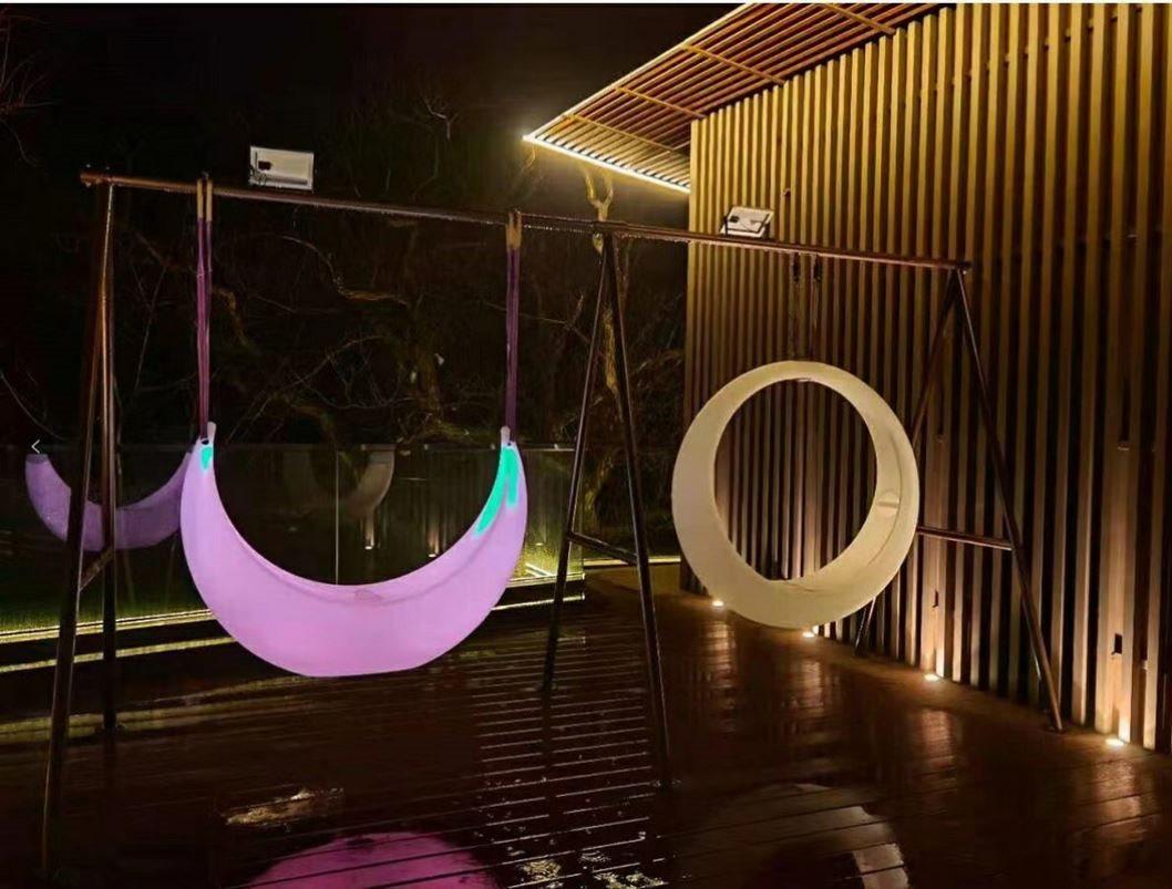 秋千遥控led发光阳台儿童广场创意月亮灯民秋千